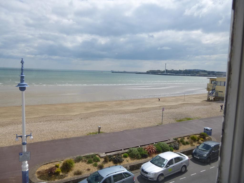 Sunbay Guest House Weymouth Room photo