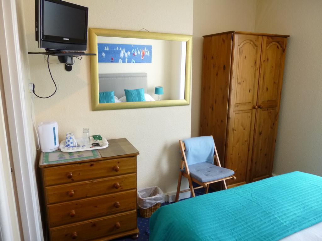 Sunbay Guest House Weymouth Room photo